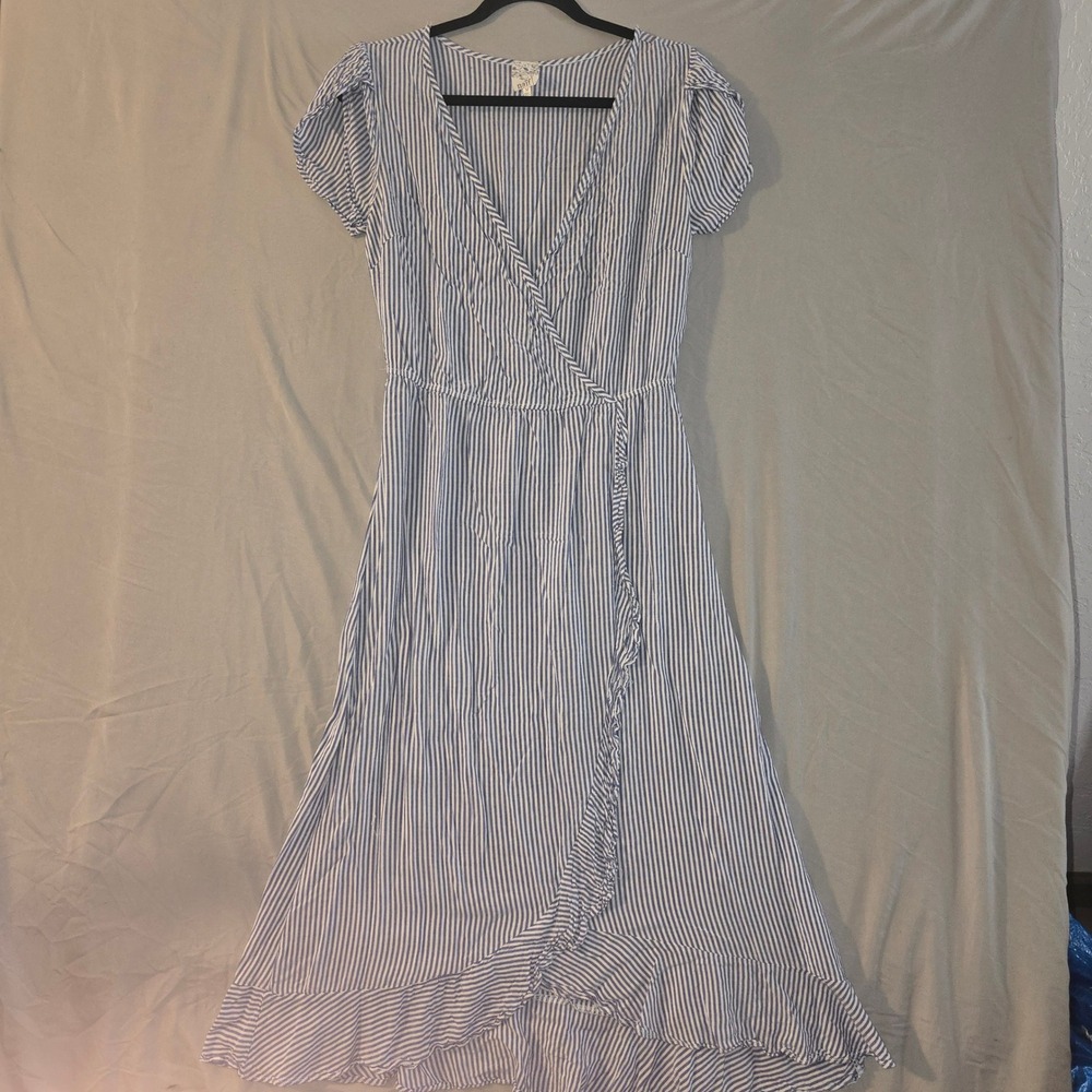 Naïf Striped Wrap Midi Dress Medium Womens Blue White Ruffle Hem Puff Sleeve